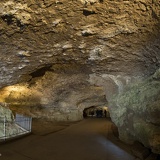 Höhlen 12